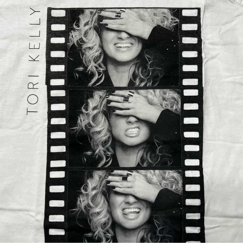 NWOT Cotton Heritage Tori Kelly Photobooth Racerback Graphic Tank Top Women’s M - Picture 3 of 7